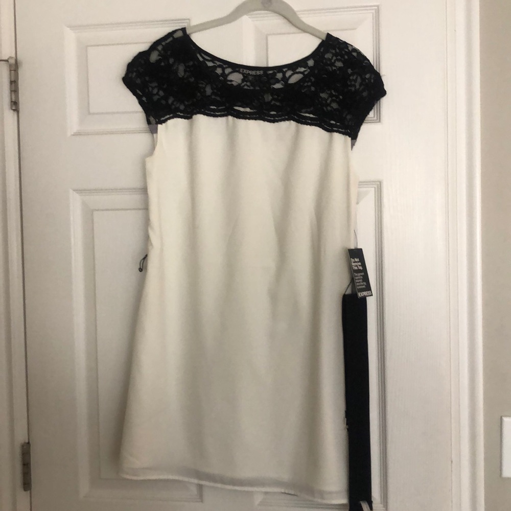 Express lace dress